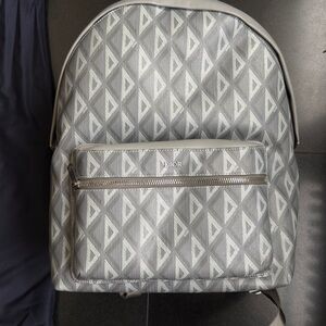 Dior Men's Backpack in Gray with Geometric Pattern